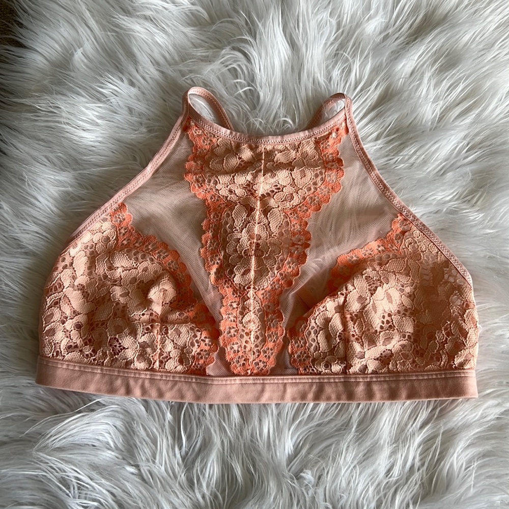 Victoria’s Secret body by Victoria pink lace sheer bralette convertible back M